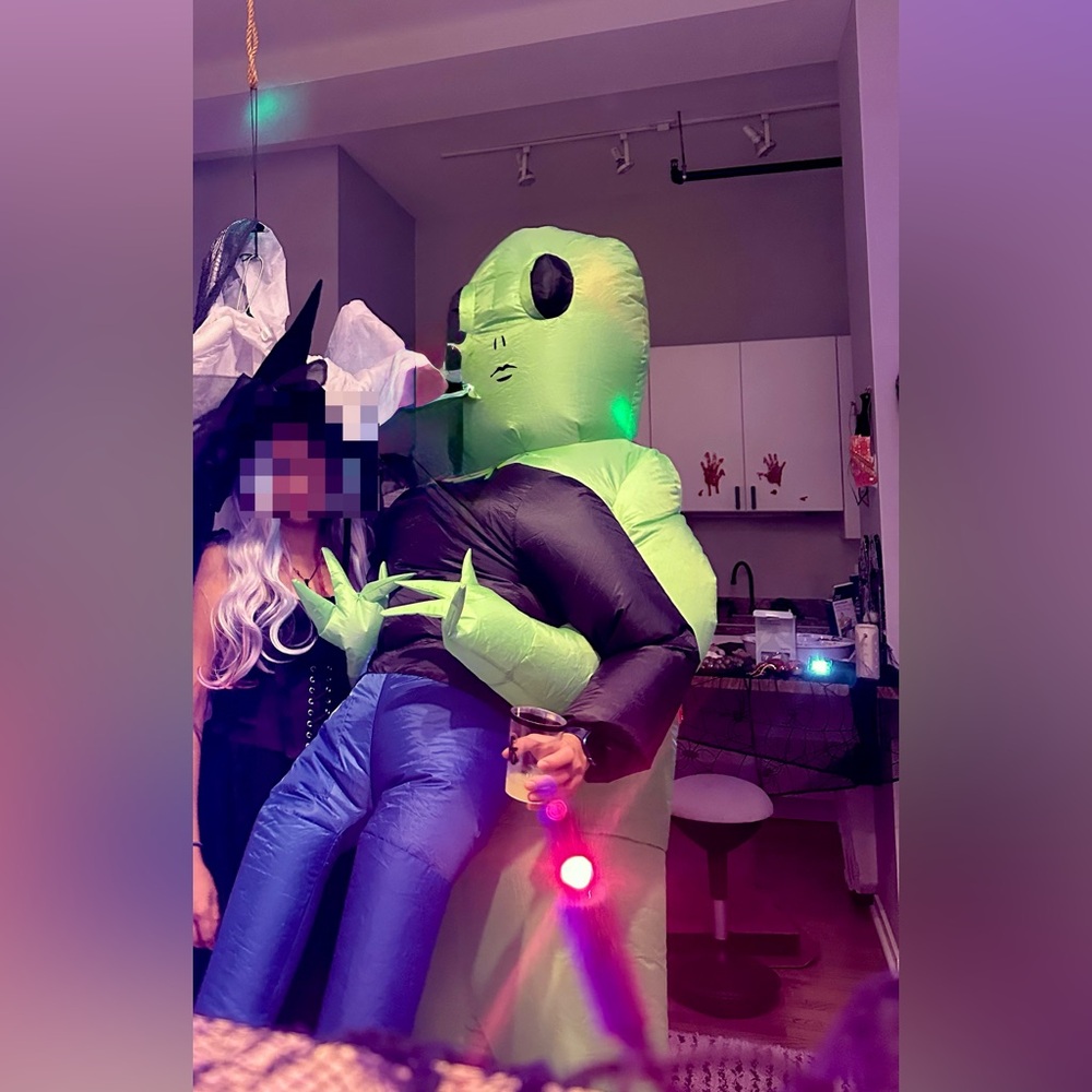 Inflatable Alien Costume - Green and Black